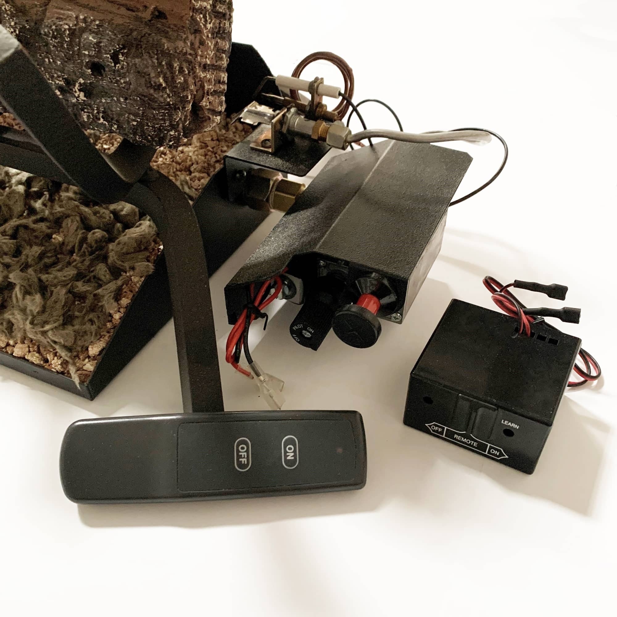 Bluegrass Living, Remote Control Pilot Kit for Vented Gas Log Sets -, Heat Output 0 Btu/hour, Heating Capability 1500 ft², Model# VLRK-OO